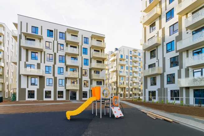 Cesja praw z rękojmi po darowiźnie mieszkania, odpowiedzialność dewelopera