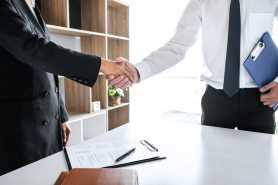 Zakaz konkurencji po latach współpracy – czy praca dla dewelopera to już naruszenie umowy?