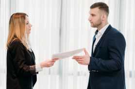 Analiza umowy zakupu mieszkania przed podpisaniem aktu notarialnego